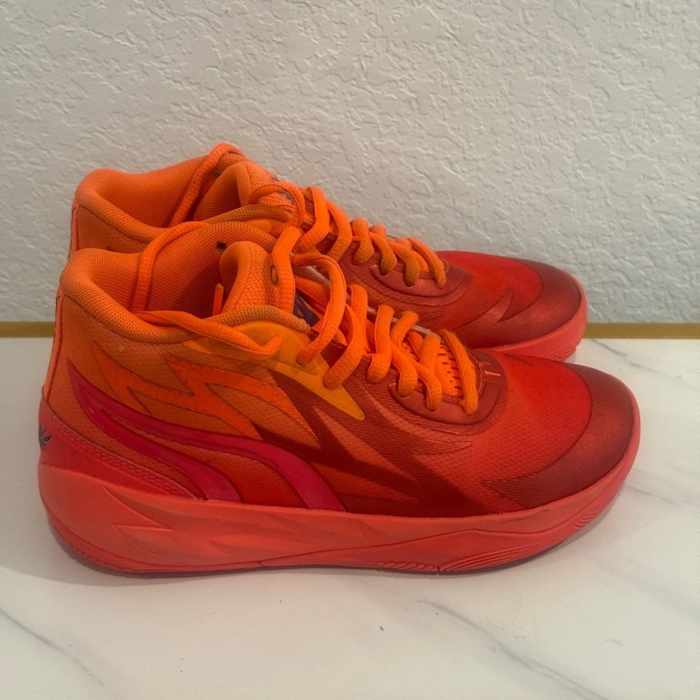 Pumaβ Bright Orange Sneakers